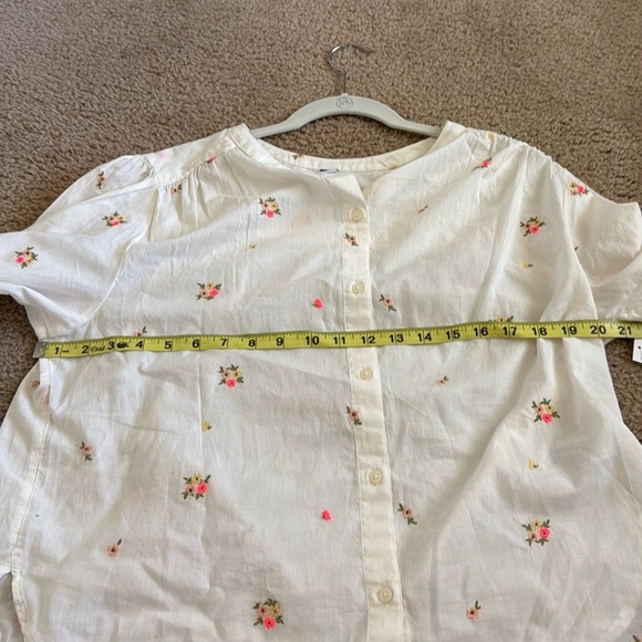 NWT Old Navy Floral Embroidered Peasant Blouse - Poetcore Romantic- size Medium - Picture 5 of 8